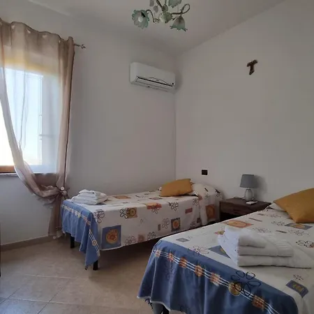 Eugenia Apartment *